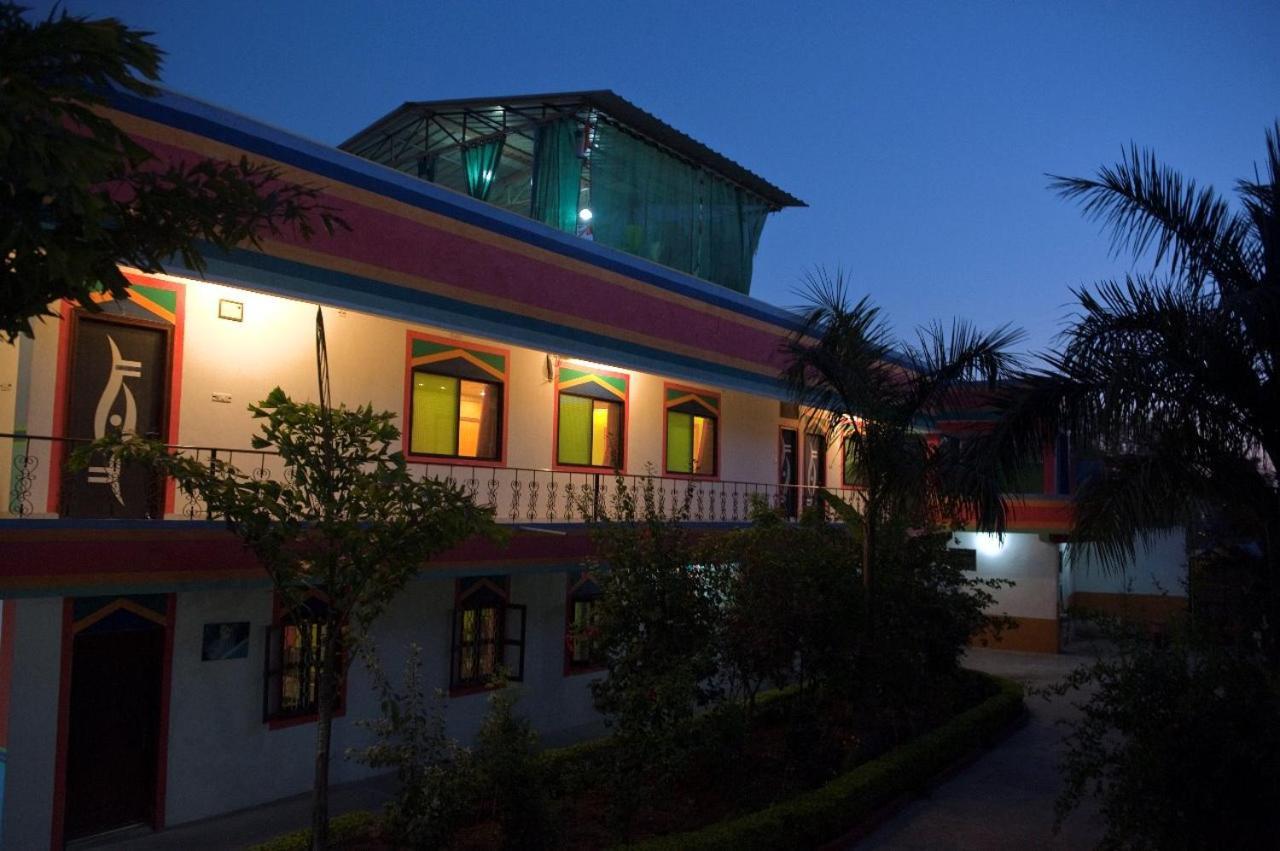 Hotel Harmony Khajurāho Exteriér fotografie