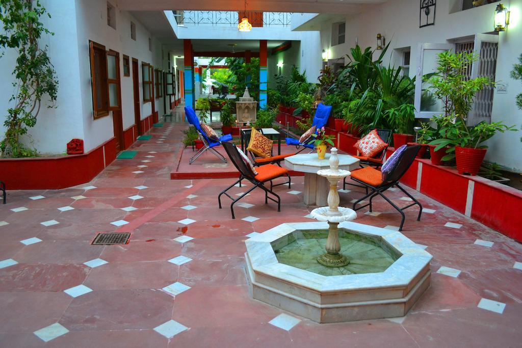 Hotel Harmony Khajurāho Exteriér fotografie