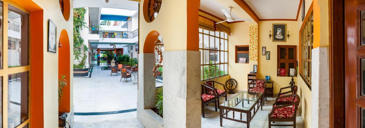 Hotel Harmony Khajurāho Exteriér fotografie